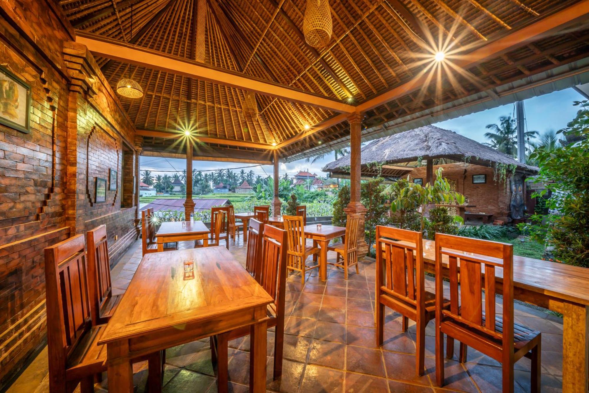 Umah Dangin Guest House Ubud  Bagian luar foto