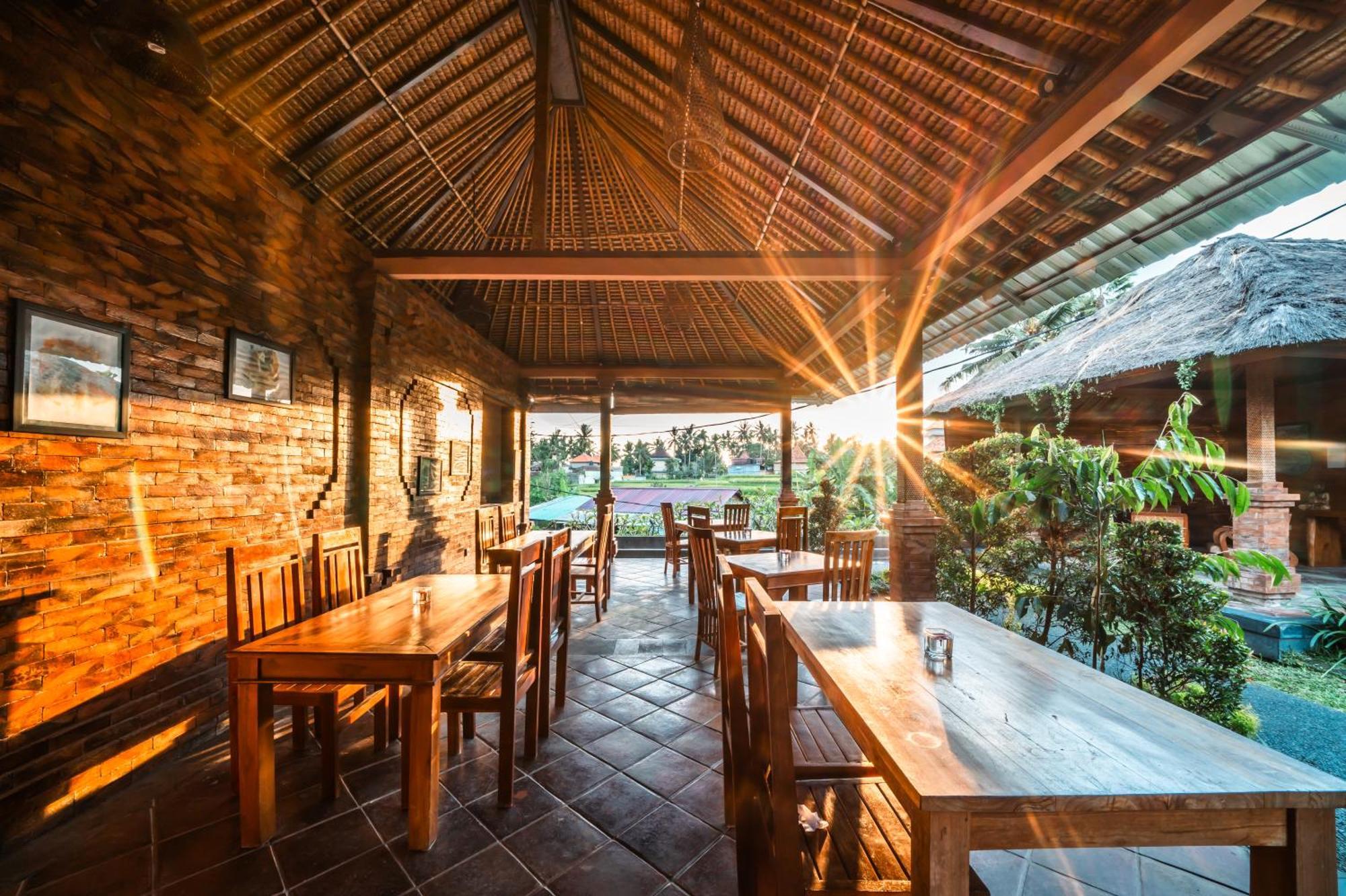 Umah Dangin Guest House Ubud  Bagian luar foto